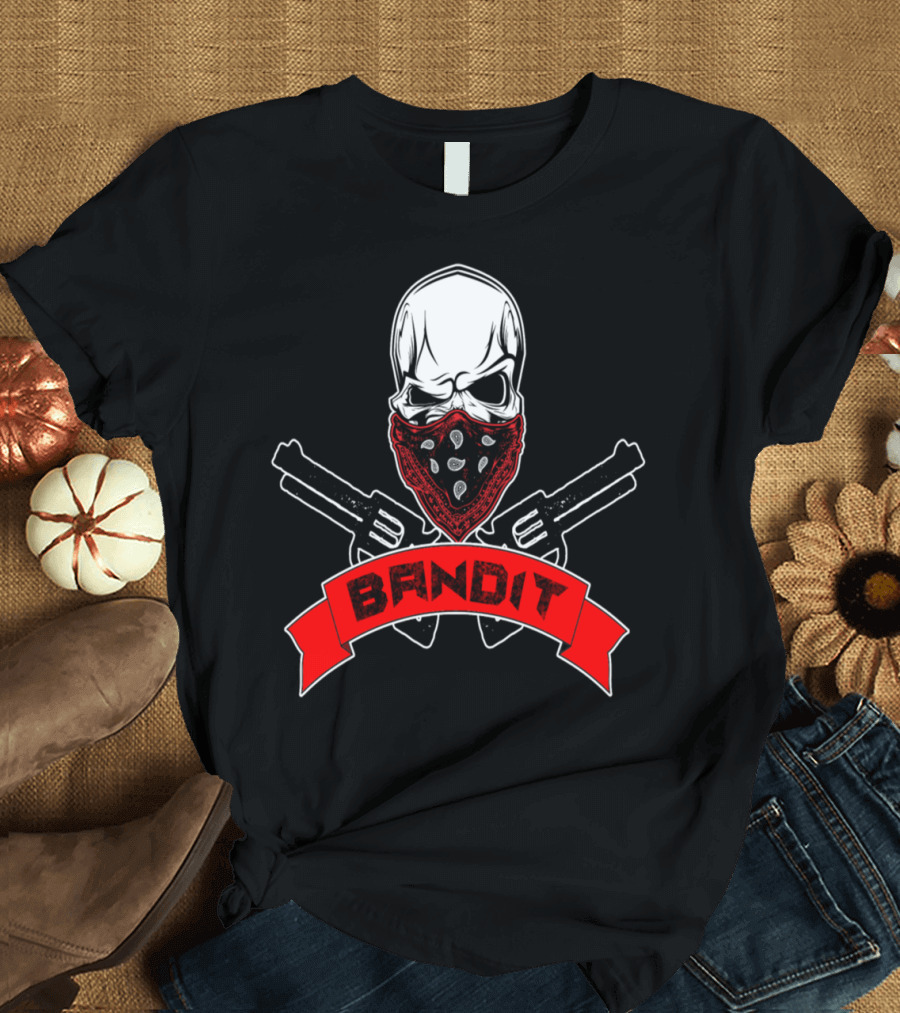 Bandit Skull Red Bandana Crossed Revolvers Skeleton Marshall T-Shirt