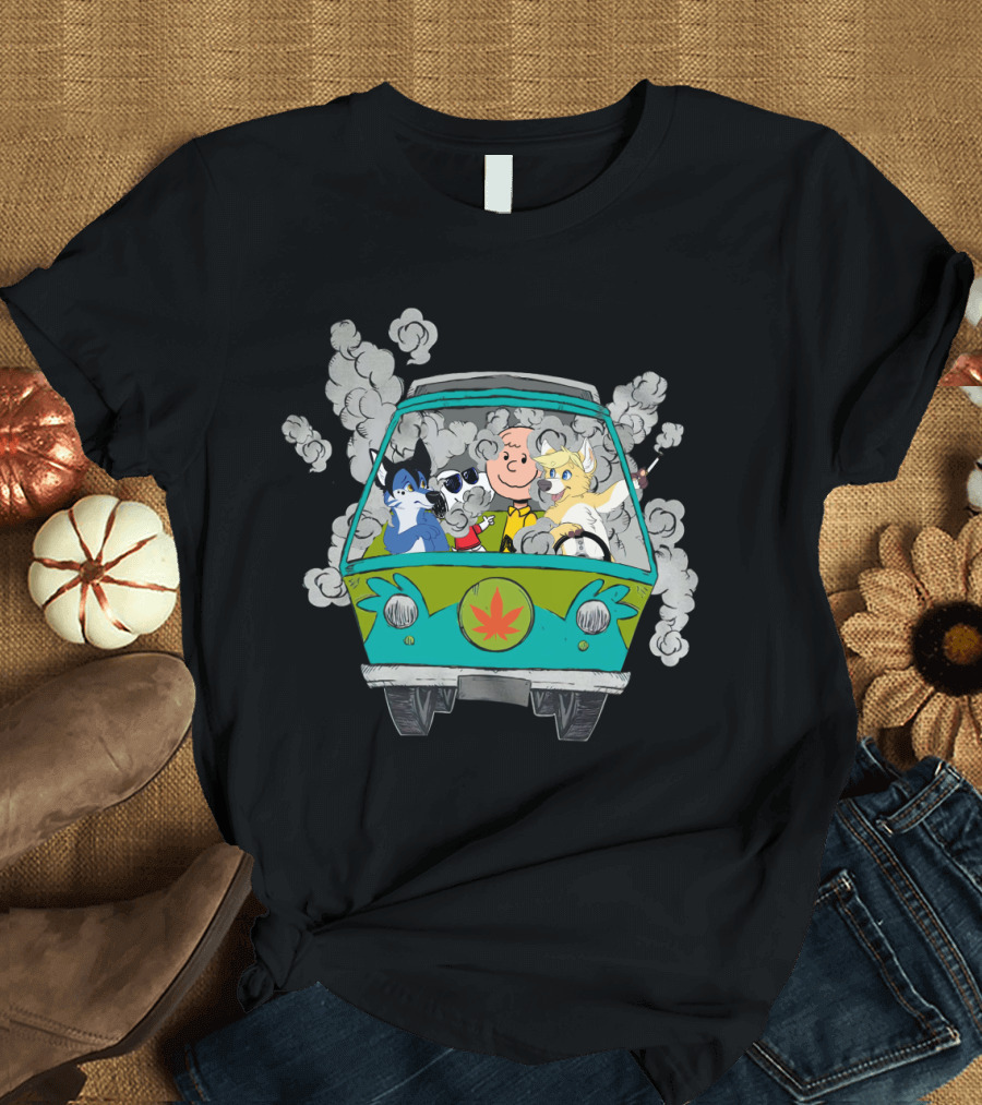 Corgi Ds0 Charlie Brown Woodstock Van Cannabis Smoke T-Shirt