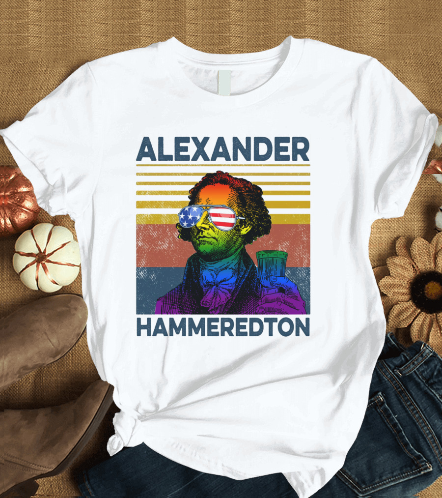 ALEXANDER HAMMEREDTON AMERICAN FLAG SUNGLASSES BEER DRINK T-Shirt