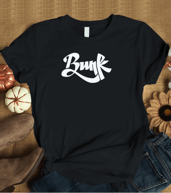 T-Shirt: Bunk Graffiti Style Script T-Shirt Bunk Graffiti Style Script T-Shirt