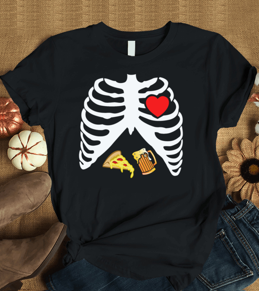 Halloween Skeleton Ribs Heart Pizza Beer Maternity T-Shirt