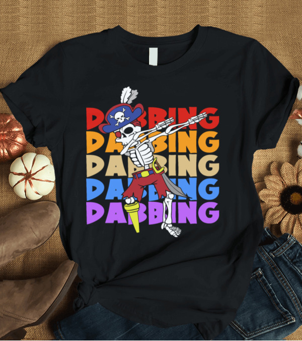 T-Shirt: Vintage Halloween Dabbing Pirate Skeleton Bone Skull T-Shirt Vintage Halloween Dabbing Pirate Skeleton Bone Skull T-Shirt