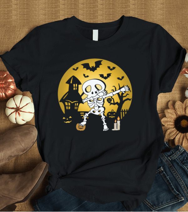 T-Shirt: Dabbing Skeleton Pumpkin with Bats and Haunted House Moon Background T-Shirt Dabbing Skeleton Pumpkin with Bats and Haunted House Moon Background T-Shirt