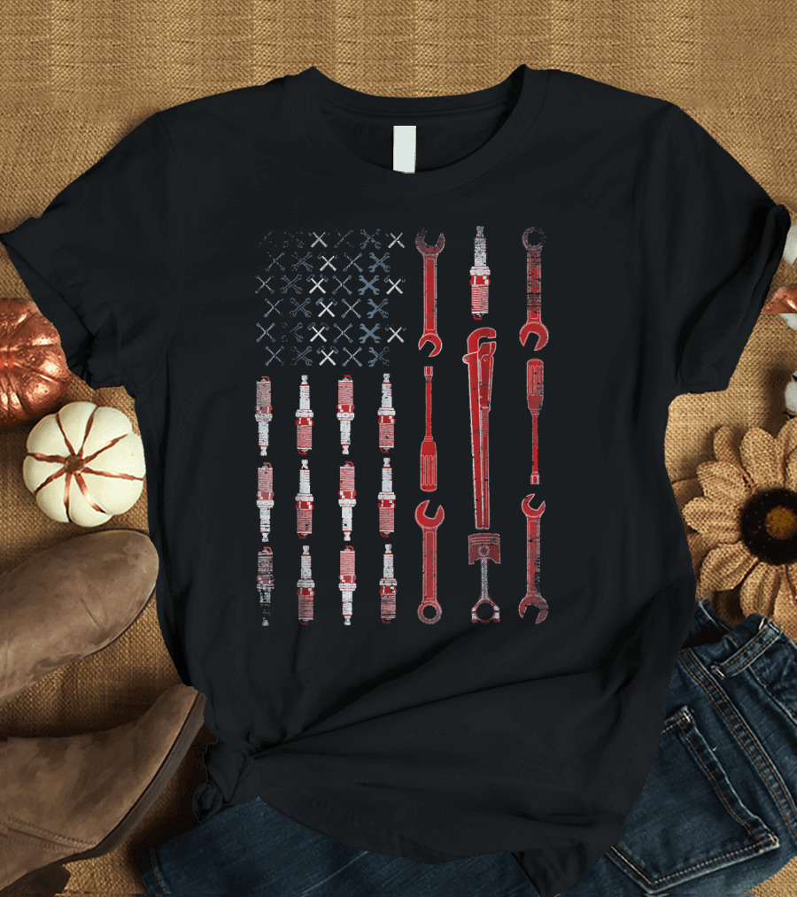 Mechanic USA Flag Spark Plugs and Tools T-Shirt