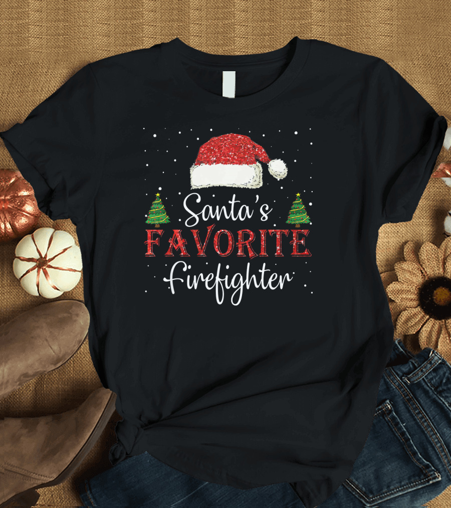 Santa's Favorite Firefighter Christmas Trees Santa Hat T-Shirt