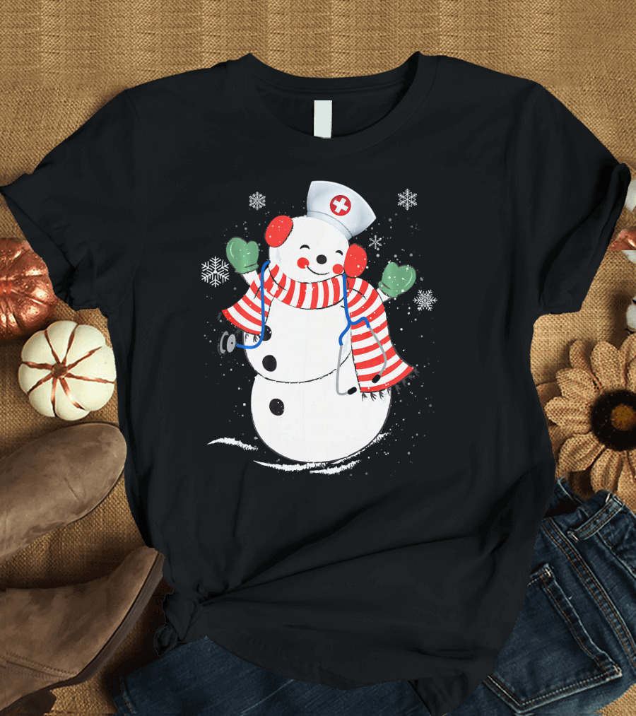 Cute Funny Christmas Snowman Nurse Winter Holiday T-Shirt