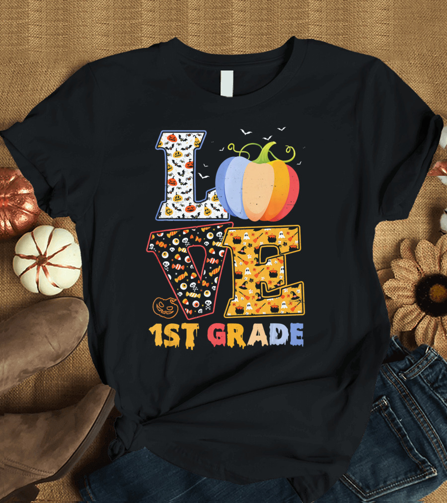 Halloween Love 1st Grade Pumpkin Ghosts Candy Bats T-Shirt