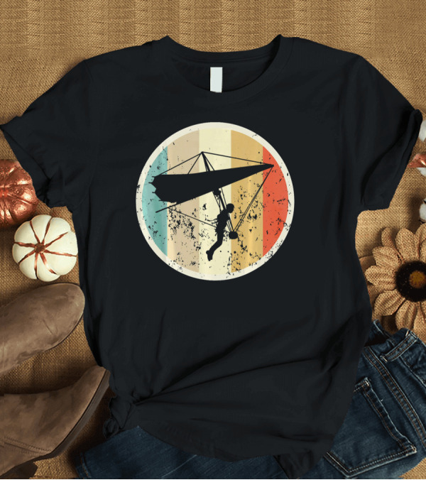 T-Shirt: Retro Vintage Grunge Hang Glider with Distressed Rainbow Stripes T-Shirt Retro Vintage Grunge Hang Glider with Distressed Rainbow Stripes T-Shirt