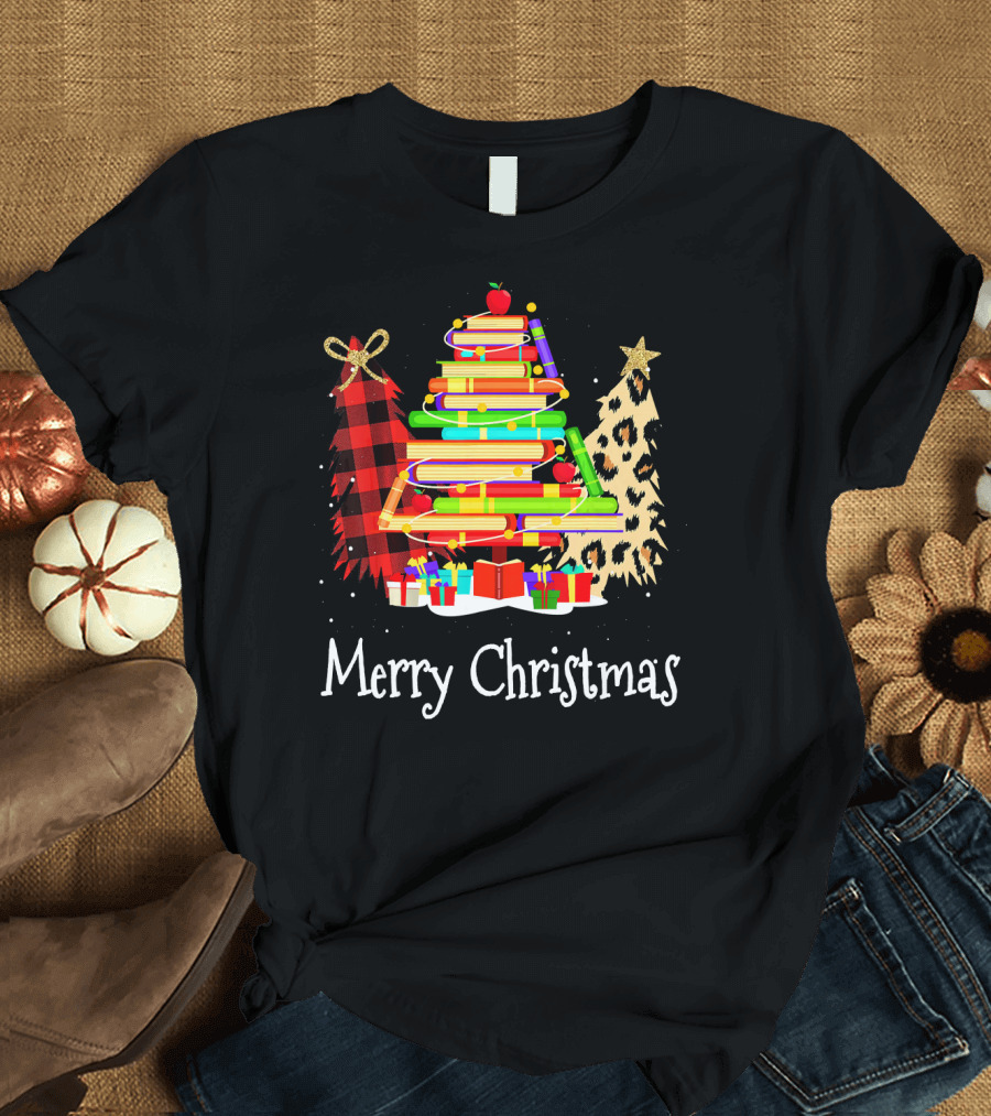Merry Christmas Librarian Cute Books Tree T-Shirt