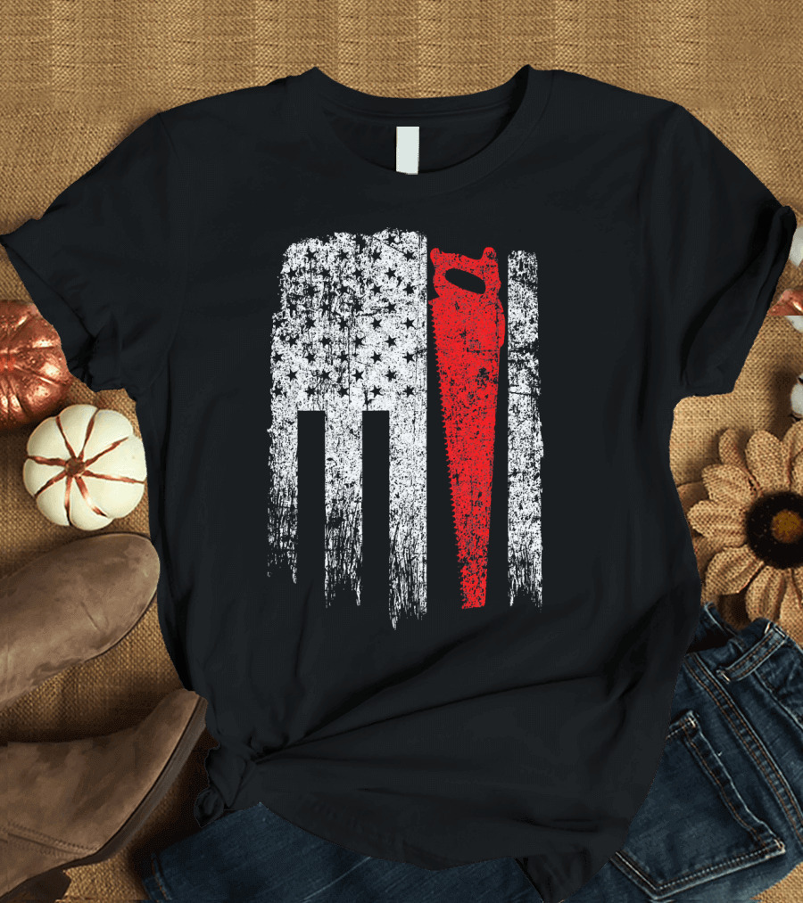 Vintage USA Red White Carpenter Saw Flag Americ T-Shirt