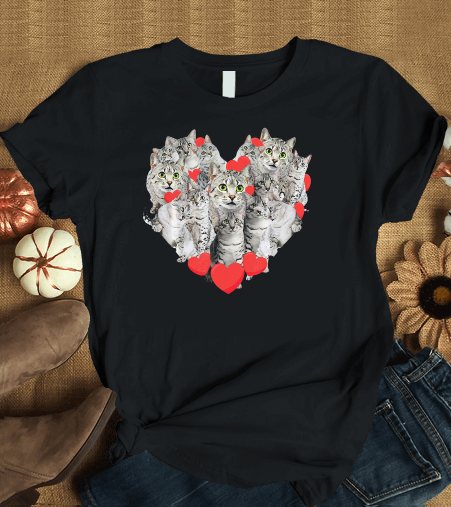 Valentines Day Egyptian Mau Cat Heart Formation T-Shirt