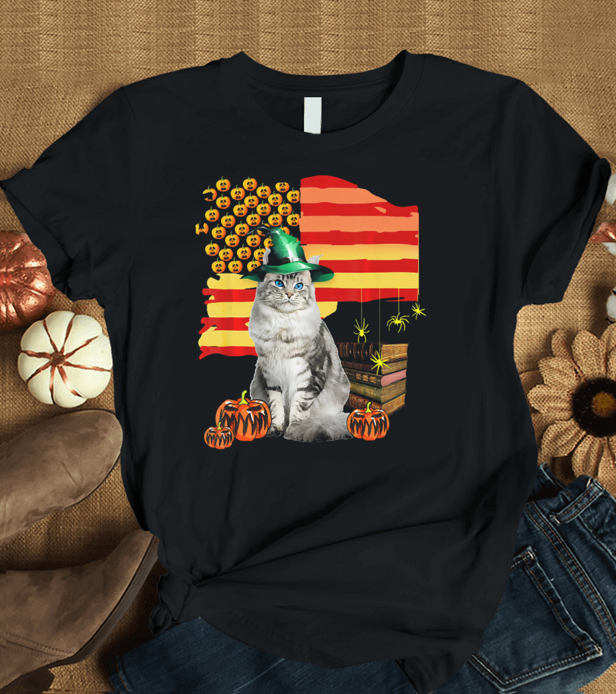 Funny Norwegian Forest Cat Halloween Pumpkins and Books T-Shirt