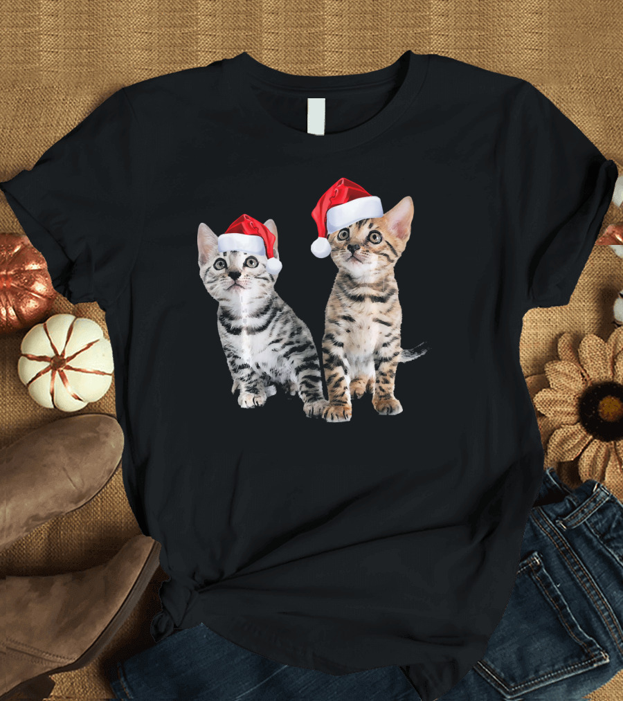 Bengal Kitten Cute Santa Hat Christmas Cats T-Shirt