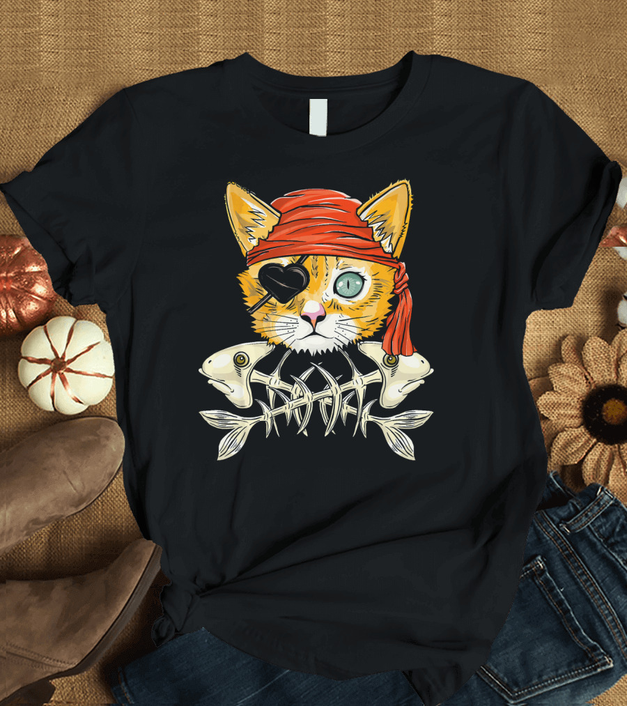 Jolly Roger Flag Cat Pirate Eyepatch Fish Bones T-Shirt