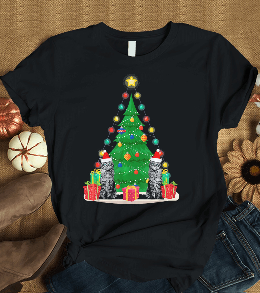 Santa Maine Coon Cats with Christmas Tree and Holiday Gifts T-Shirt
