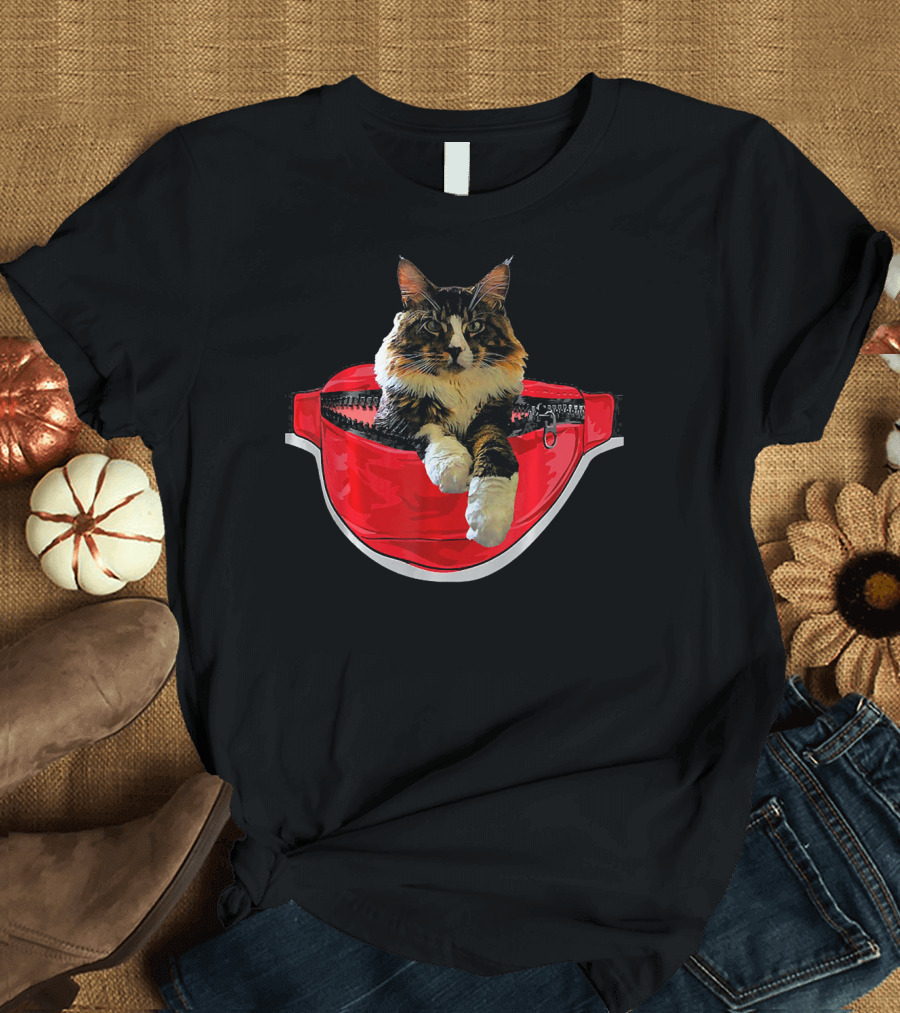 Funny Maine Coon Cat in Red Waist Pack Pock T-Shirt
