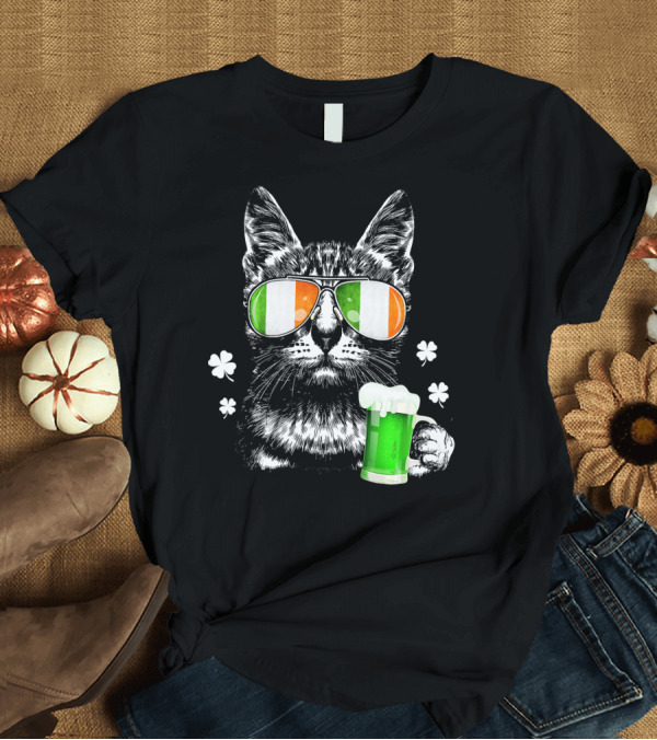 T-Shirt: Black Cat St Patricks Day Kitty Irish Sunglasses Green Beer Shamrocks T-Shirt Black Cat St Patricks Day Kitty Irish Sunglasses Green Beer Shamrocks T-Shirt
