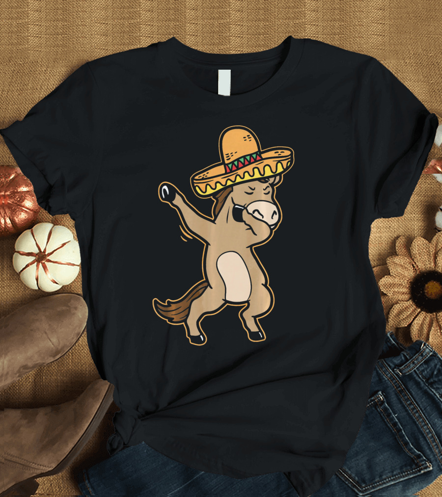 Derby De Mayo Cinco De Dabbing Horse Sombrero Dance T-Shirt
