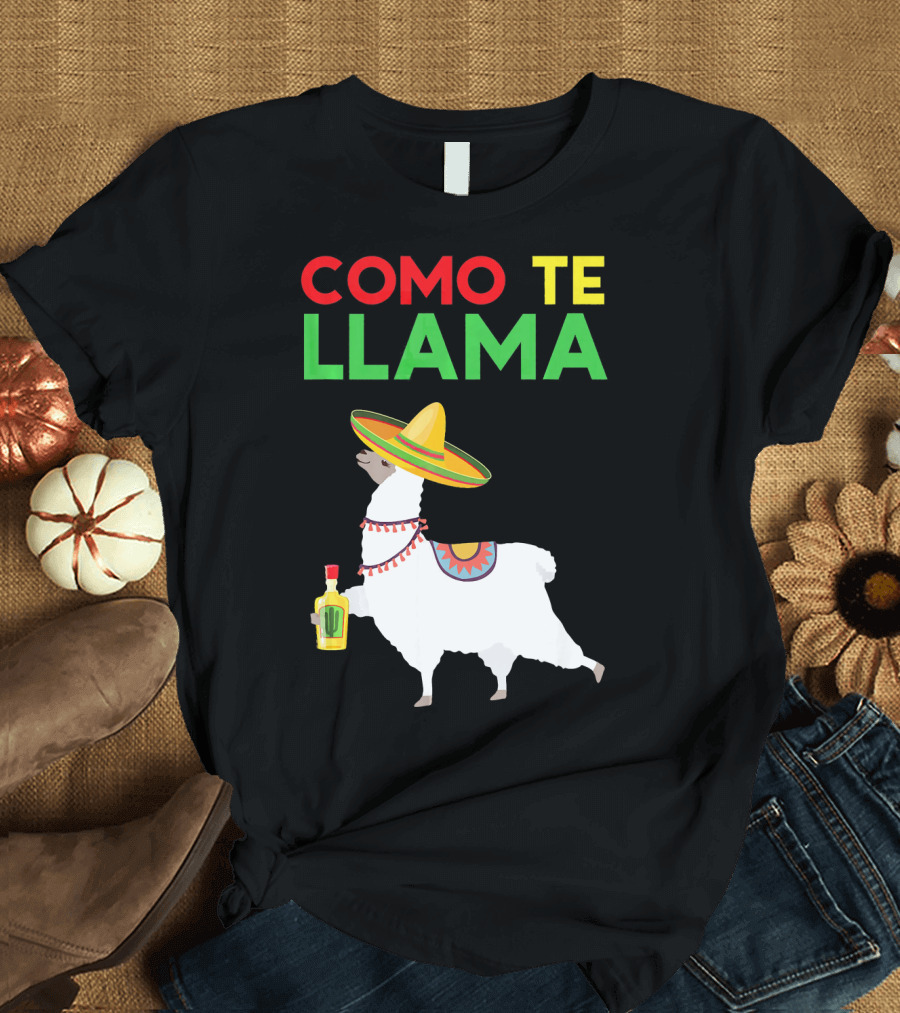 Como Te Llama Funny Cinco De Mayo Llama With Sombrero and Tequila T-Shirt