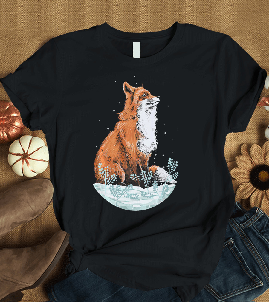 Fox Vintage Looking Fox Lovers Cute Fox Snowy Scene T-Shirt