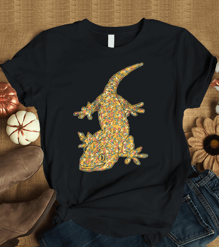 Crested Gecko Vibrant Geometric T-Shirt