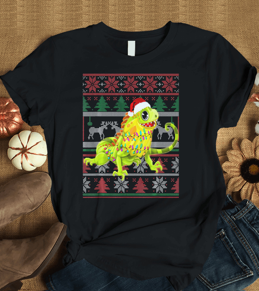 Cute Iguana Lover Christmas Sweater Pattern Santa Hat Lights T-Shirt