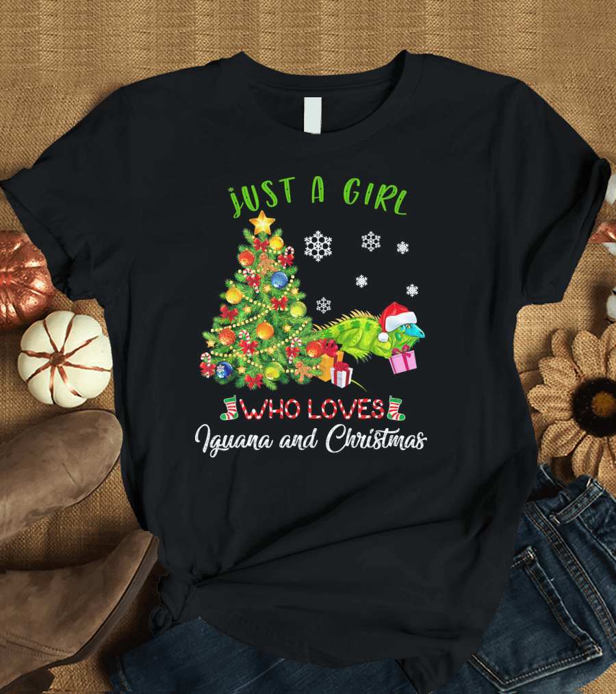 Just A Girl Who Loves Iguana And Christmas T-Shirt