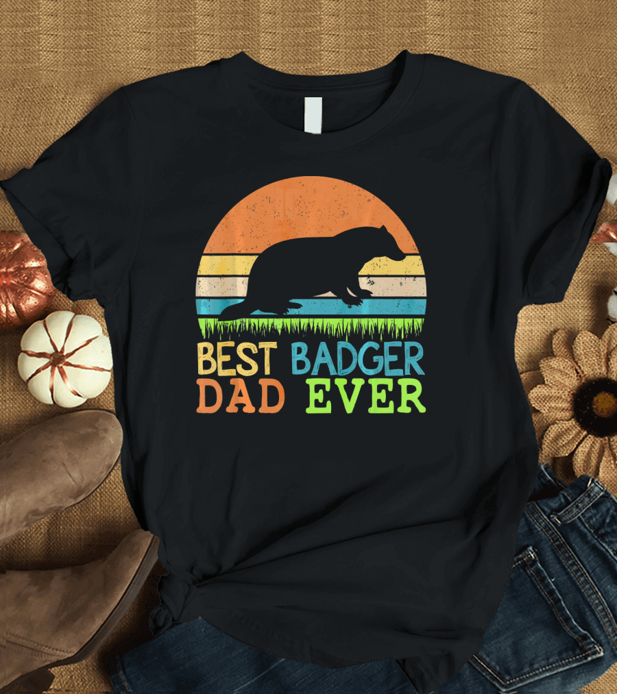 Best Badger Dad Ever Retro Sunset T-Shirt
