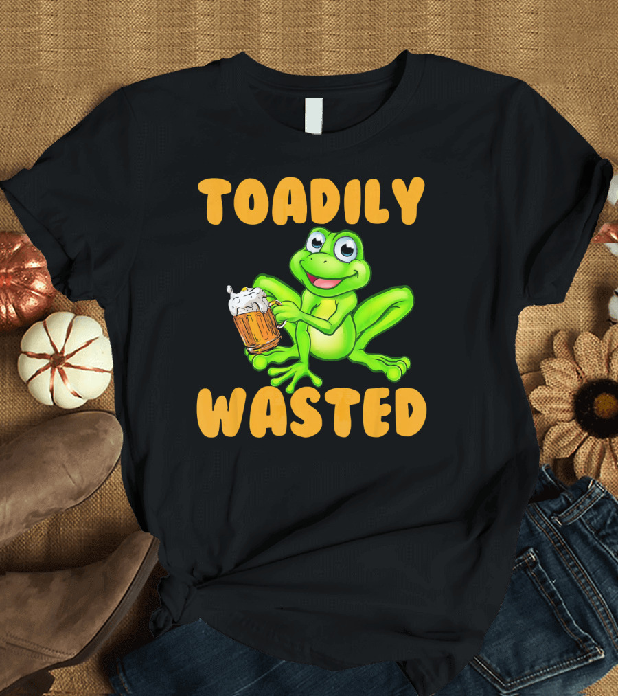 Toadily Wasted Frog with Beer Mug T-Shirt