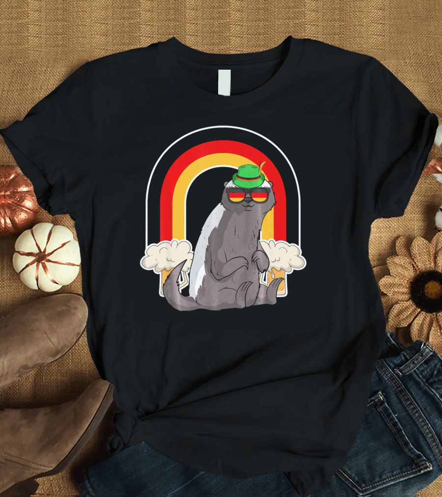 Honey Badger Beer Oktoberfest Prost Germ with Beer and Hat T-Shirt