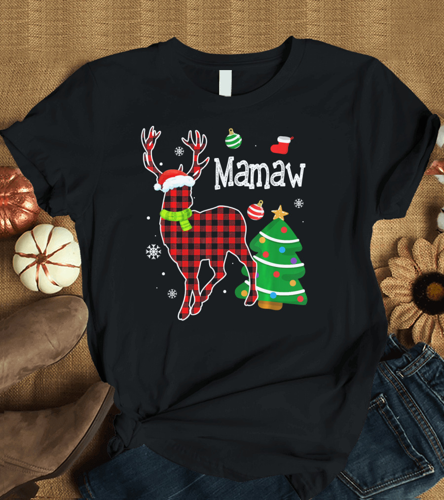 Mamaw Christmas Red Plaid Deer with Santa Hat and Tree T-Shirt