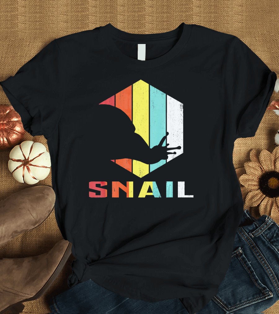 Retro Vintage Snail Hexagon Stripes Animal Lover T-Shirt