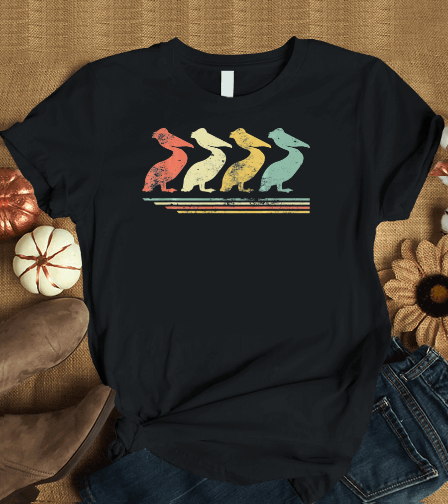 Retro Vintage Pelican Lover Colorful Animal T-Shirt