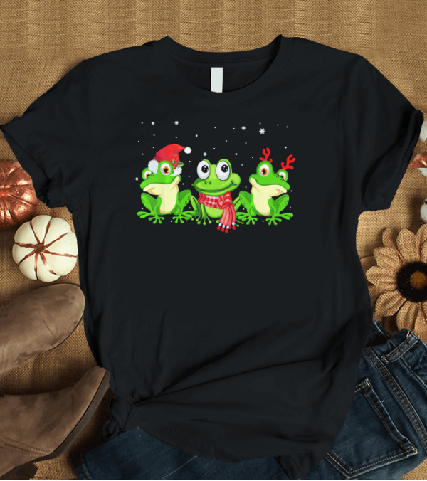 T-Shirt: Three Frog Christmas Santa Hat Scarf Reindeer Matching Family Gro T-Shirt Three Frog Christmas Santa Hat Scarf Reindeer Matching Family Gro T-Shirt