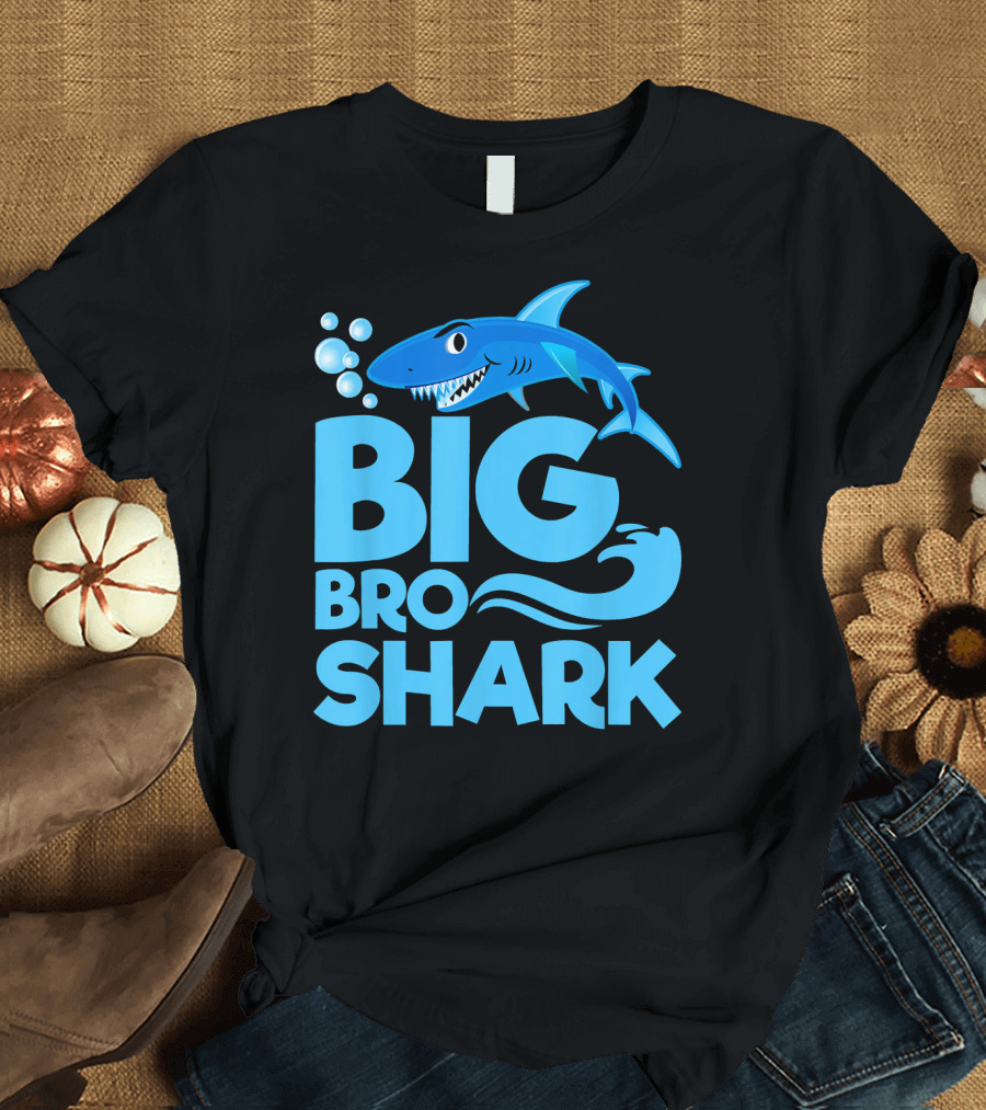 Big Bro Shark Funny Siblin Bubbles Blue Shark T-Shirt