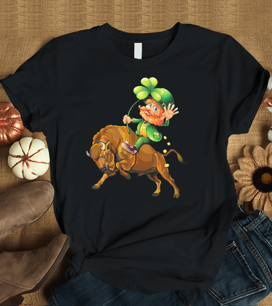 Leprechaun Riding Bison St Patrick's Day Shamrock T-Shirt