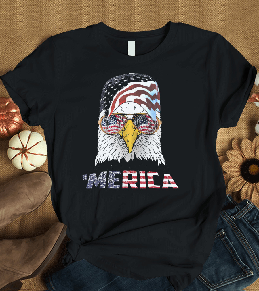 'Merica Patriotic Bald Eagle with American Flag Bandana and Sunglasses for USA 4th of July T-Shirt