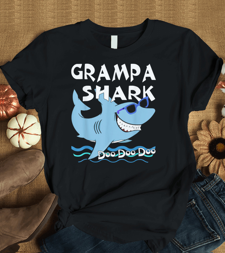 Grampa Shark Doo Doo Doo Birthday Sunglasses T-Shirt