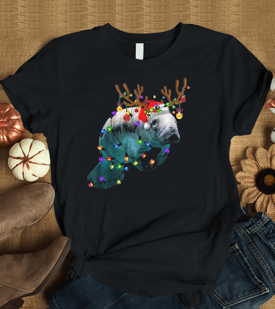 Funny Manatee Santa Hat Reindeer Christmas Lights T-Shirt
