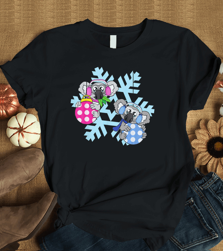 Funny Cute Koala Bears with Snowflakes and Colorful Ornaments T-Shirt