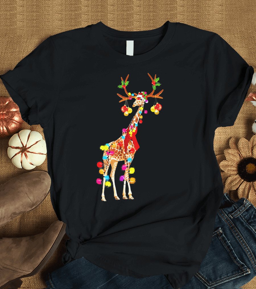 Giraffe Gorgeous Reindeer Christmas Decorations T-Shirt