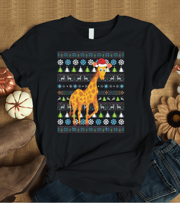 T-Shirt: Merry Christmas Giraffe UglySan Santa Hat Festive Pattern Snowflakes Trees T-Shirt Merry Christmas Giraffe UglySan Santa Hat Festive Pattern Snowflakes Trees T-Shirt