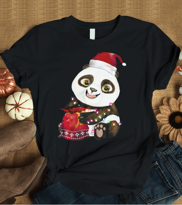 T-Shirt: Panda Christmas Tree Lights Costume Santa Hat T-Shirt Panda Christmas Tree Lights Costume Santa Hat T-Shirt
