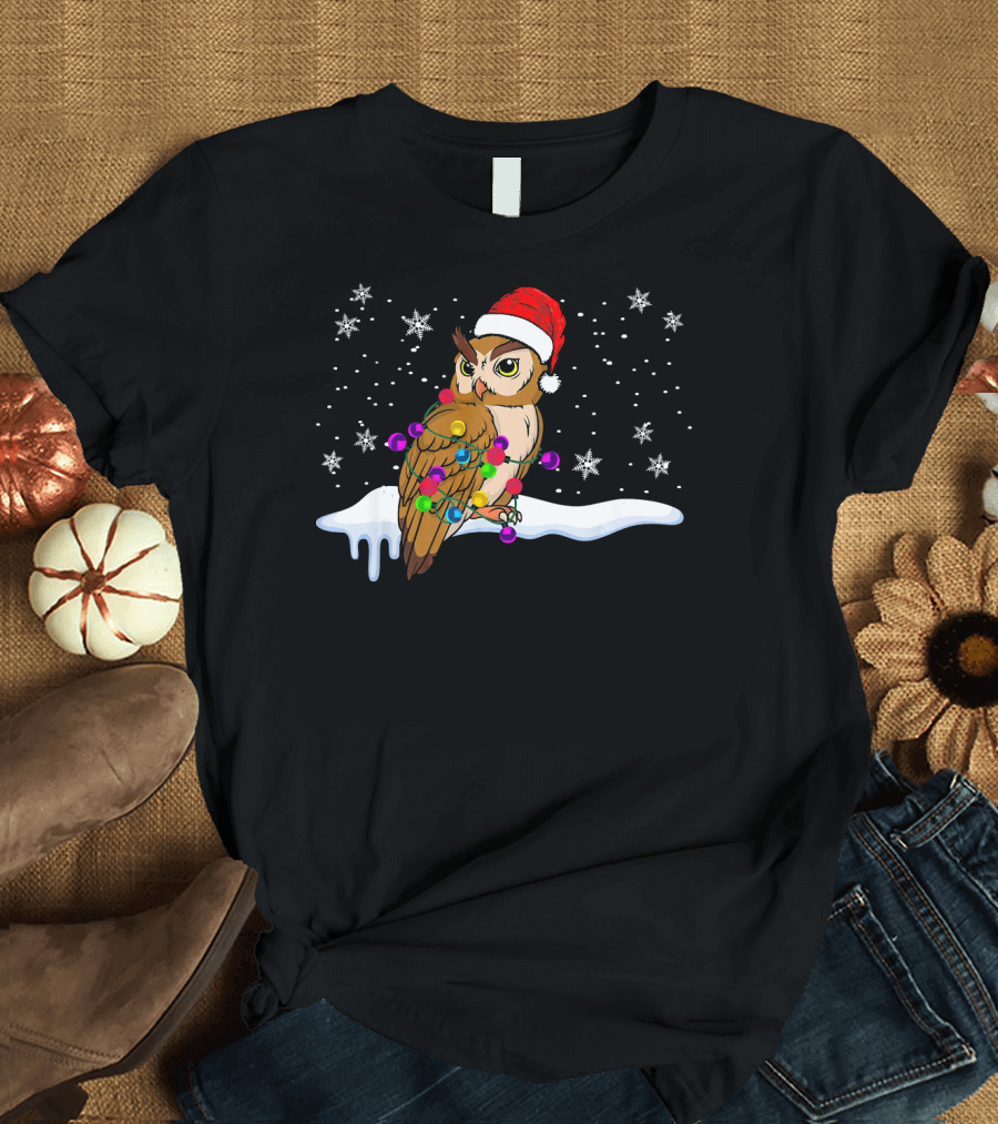 Owl Christmas Santa Hat String Lights Snowflakes T-Shirt