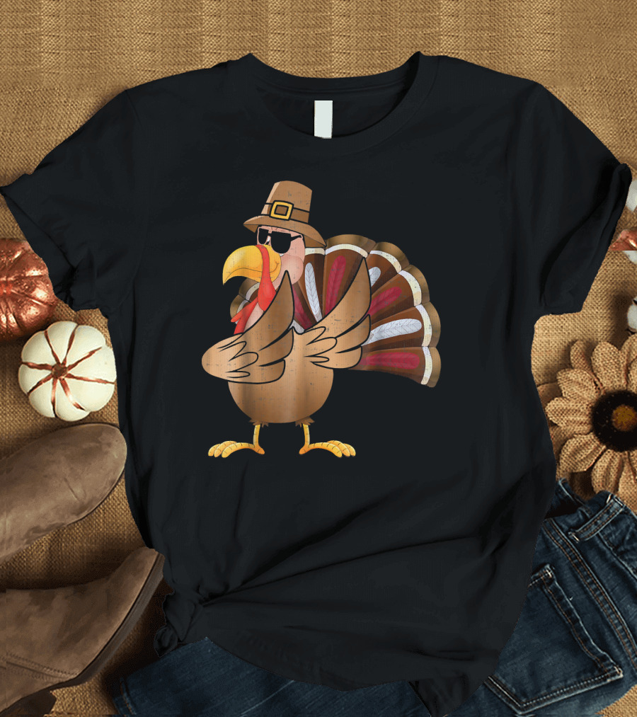 Dabbing Turkey with Sunglasses and Pilgrim Hat T-Shirt