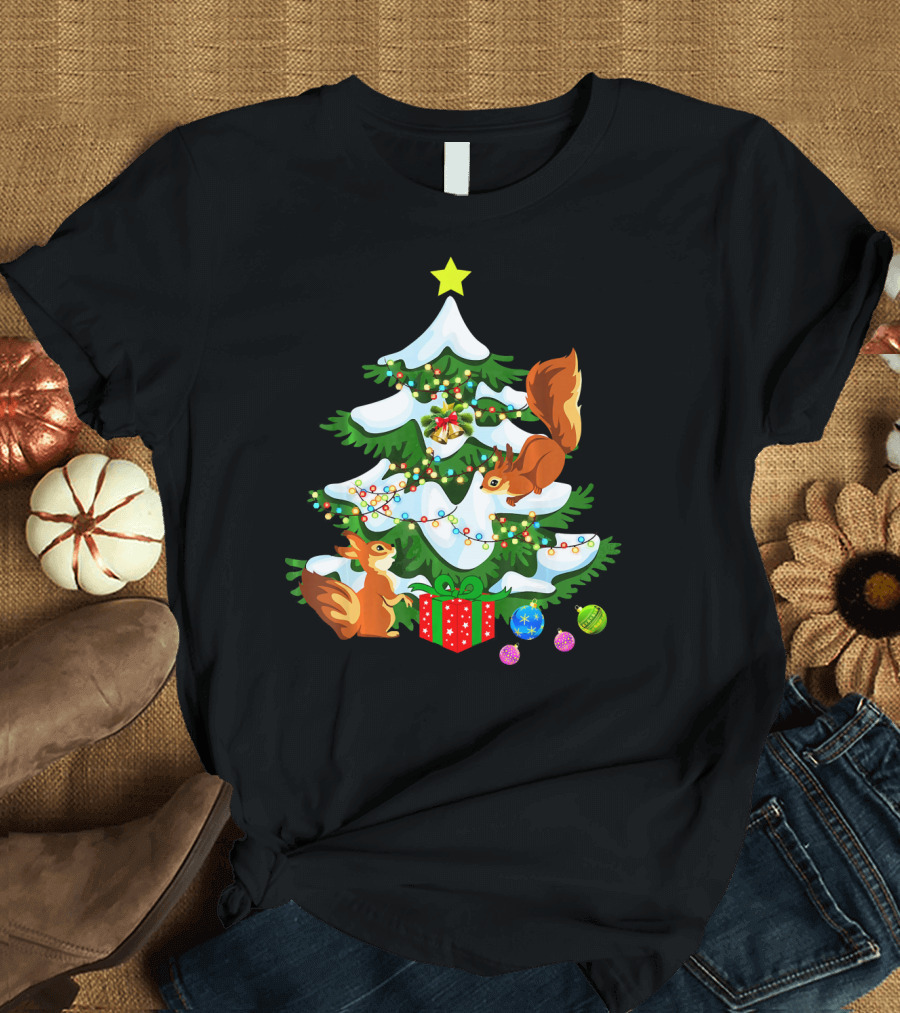Cute Squirrel Christmas Tree with Presents and Ornaments T-Shirt