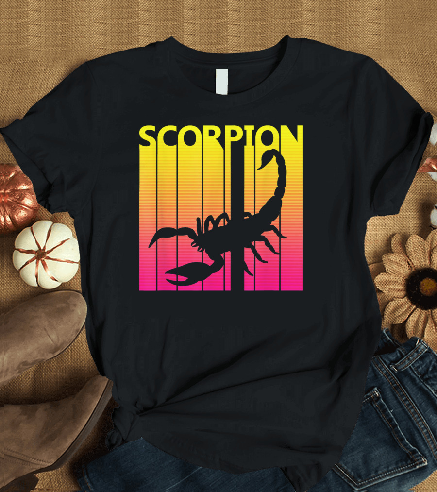 SCORPION 1980s Retro Animal Lover T-Shirt