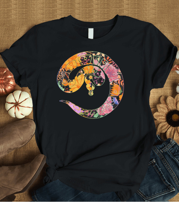 T-Shirt: Floral Flower Vintage Retro Steampunk Serpent T-Shirt Floral Flower Vintage Retro Steampunk Serpent T-Shirt