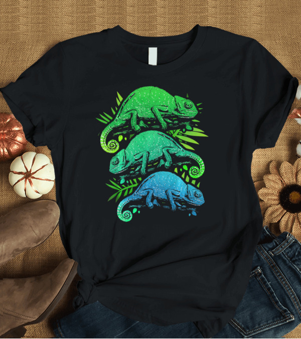 T-Shirt: Funny Chameleon Green Purple Blue Trio T-Shirt Funny Chameleon Green Purple Blue Trio T-Shirt