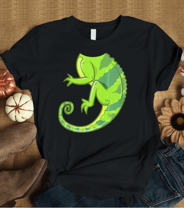 T-Shirt: Funny Headless Chameleon Lizard Curled Tail Bright Green T-Shirt Funny Headless Chameleon Lizard Curled Tail Bright Green T-Shirt